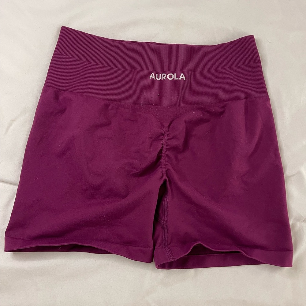 Aurola Shorts